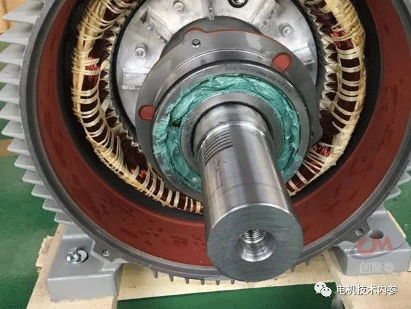 詳解電機(jī)防潮加熱帶的用途、選型及安裝事項(xiàng)——西安泰富西瑪電機(jī)（西安西瑪電機(jī)集團(tuán)股份有限公司）官方網(wǎng)站