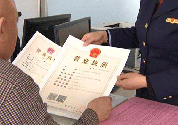 如何保證西安西瑪電機(jī)在使用過程中的維護(hù)保養(yǎng)。